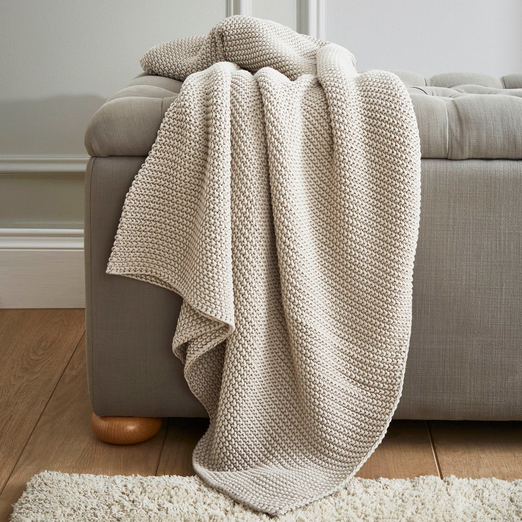 Parker Chunky Knit Throw By Laura Ashley In Dove Grey